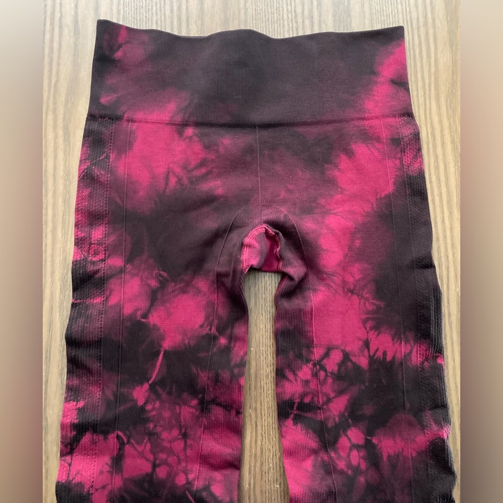 Lululemon size small leggings